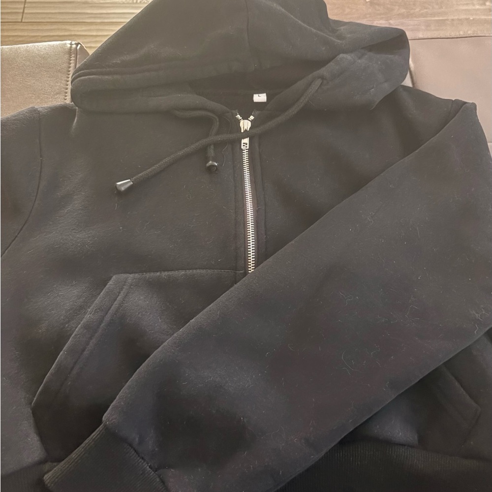 Black Very Cropped Zip-Up Hoodie